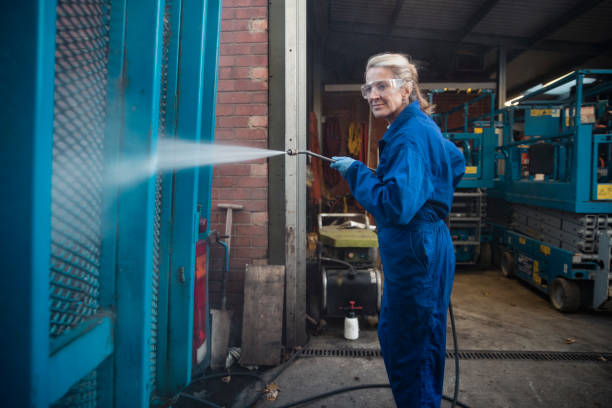 Best Concrete Pressure Washing  in Dayton, WA
