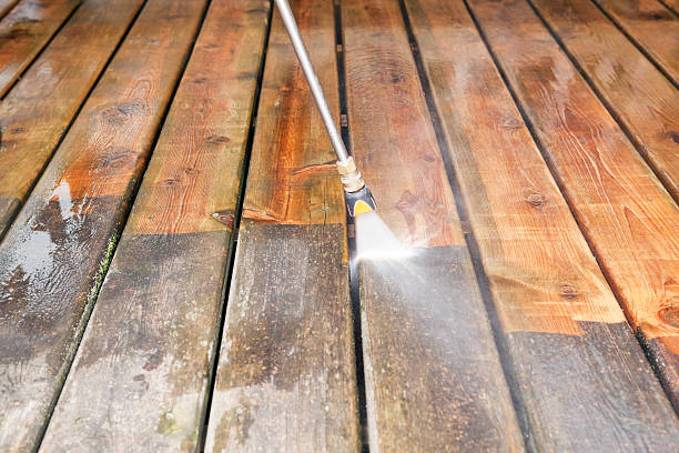 Best Garage Pressure Washing  in Dayton, WA