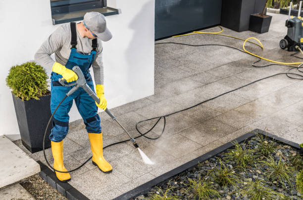 Garage Pressure Washing in Dayton, WA